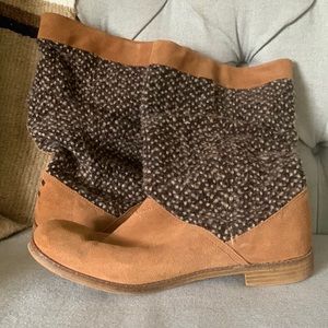 Toms Serra Brown Sugar Suede Textile Women size 11